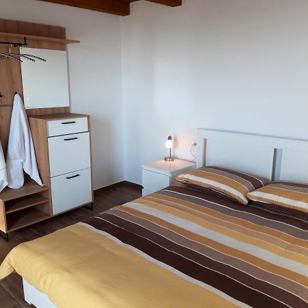 Villa Luksa Groznjan Bagian luar foto
