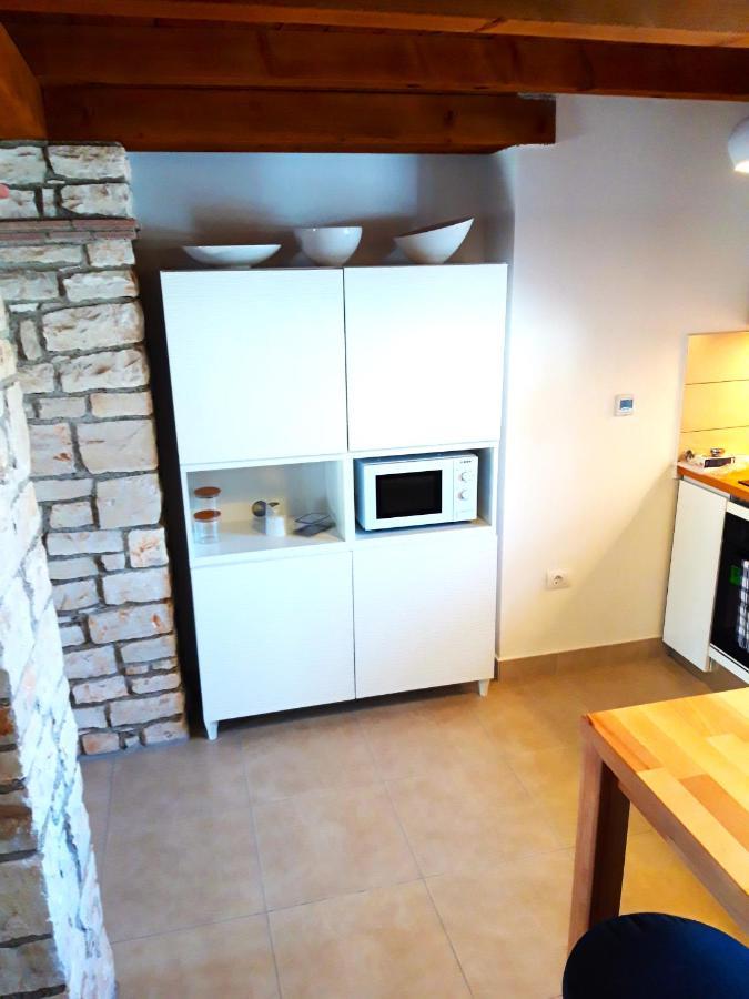 Villa Luksa Groznjan Bagian luar foto